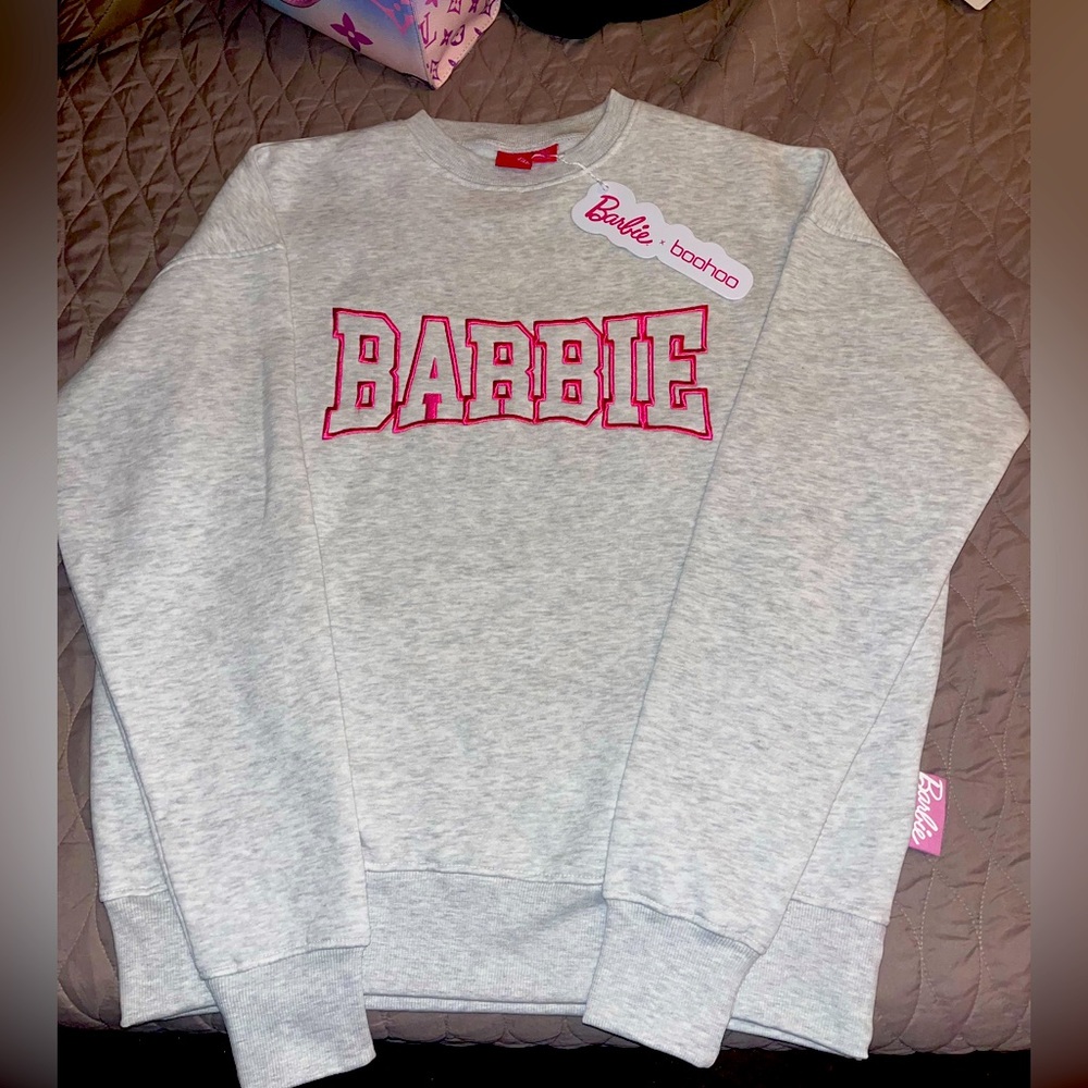 BARBIE EMBROIDERED SWEATSHIRT